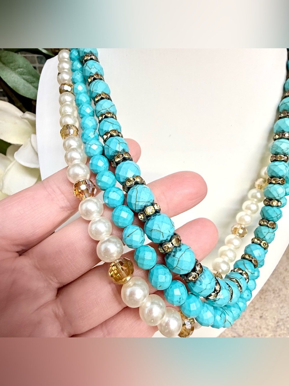 Gorgeous turquoise multi-strand statement necklace - Picture 2 of 3